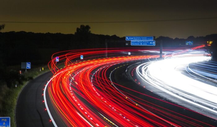 traffic, highway, lights-332857.jpg